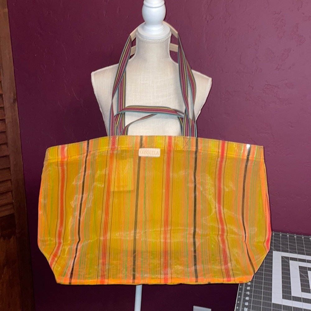 Consuela tote